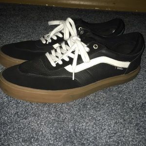 Vans size 12 men’s Gilbert Crockett